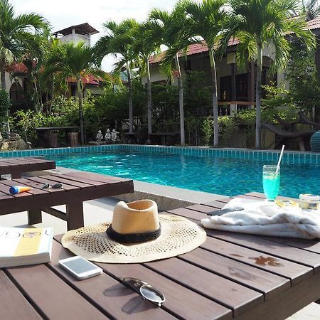 Baan Sala Lung Dam Hotel Bophut Bagian luar foto