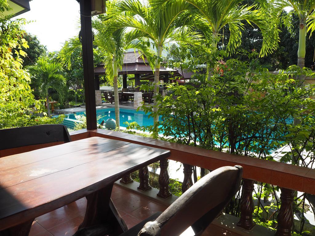 Baan Sala Lung Dam Hotel Bophut Bagian luar foto