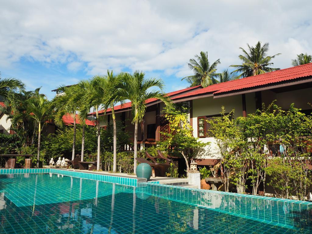 Baan Sala Lung Dam Hotel Bophut Bagian luar foto