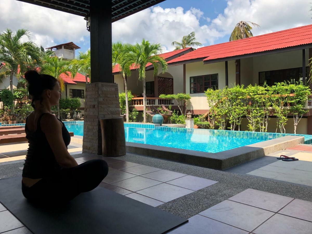 Baan Sala Lung Dam Hotel Bophut Bagian luar foto