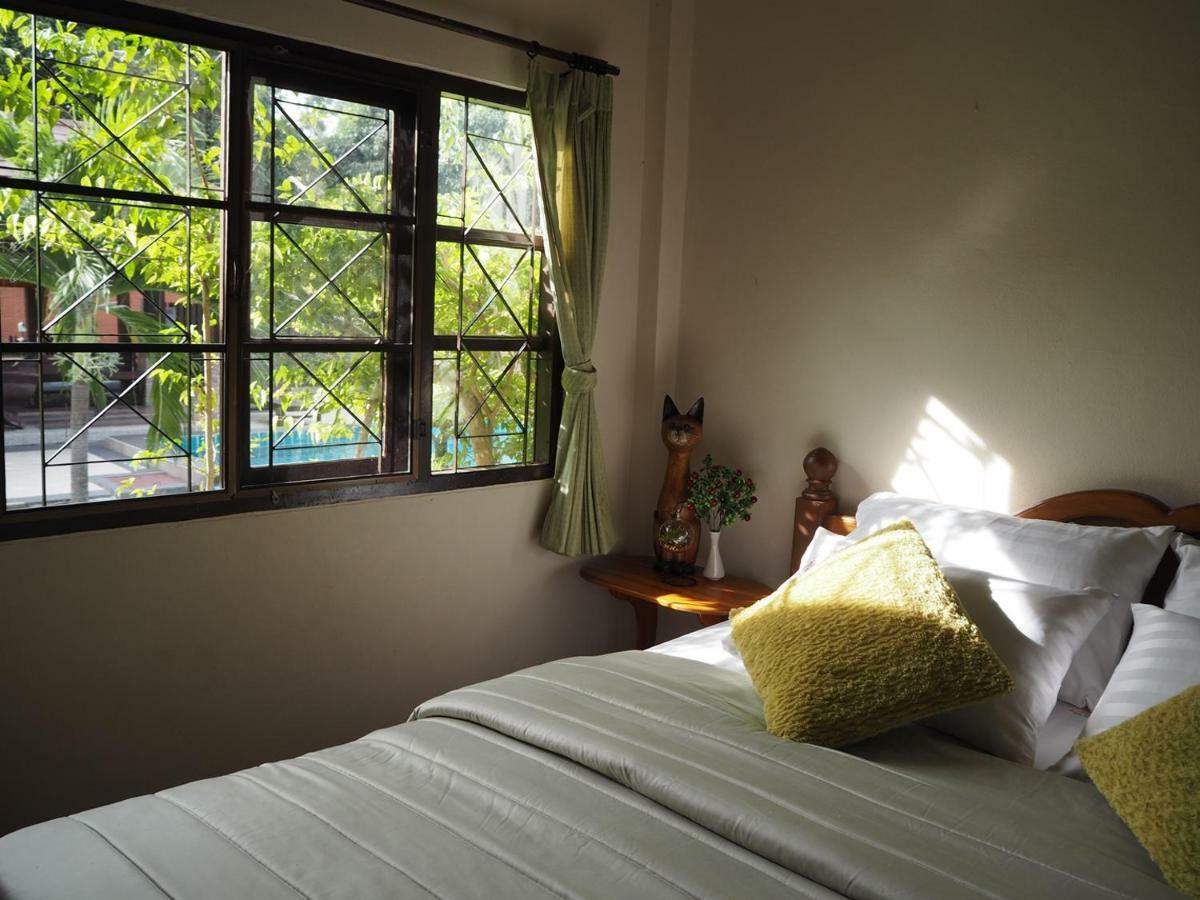 Baan Sala Lung Dam Hotel Bophut Bagian luar foto
