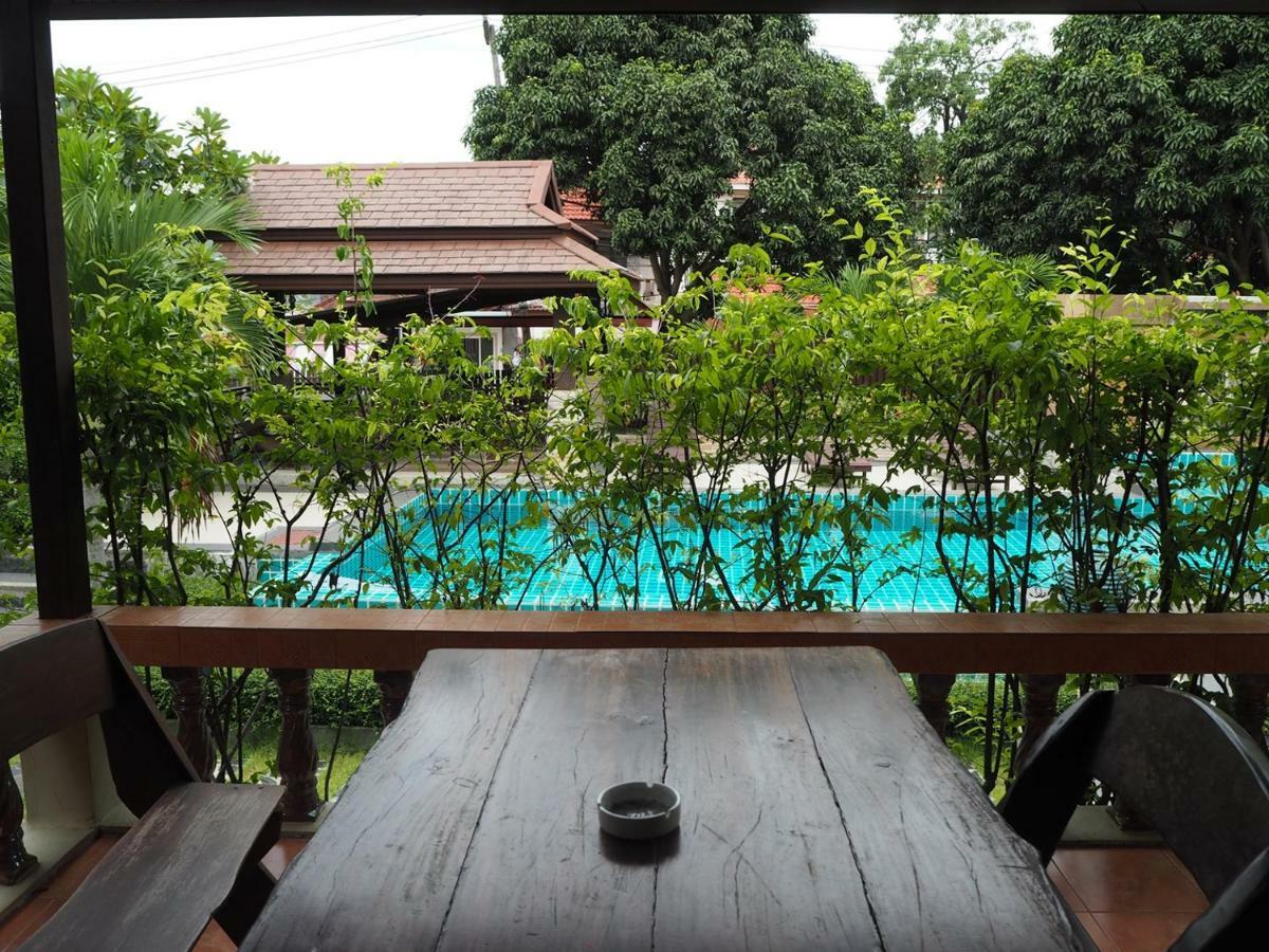 Baan Sala Lung Dam Hotel Bophut Bagian luar foto